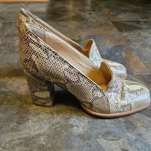 Snake Embossed Block Heel Pumps (sz 9.5) 100% Leather - Picture 1 of 9